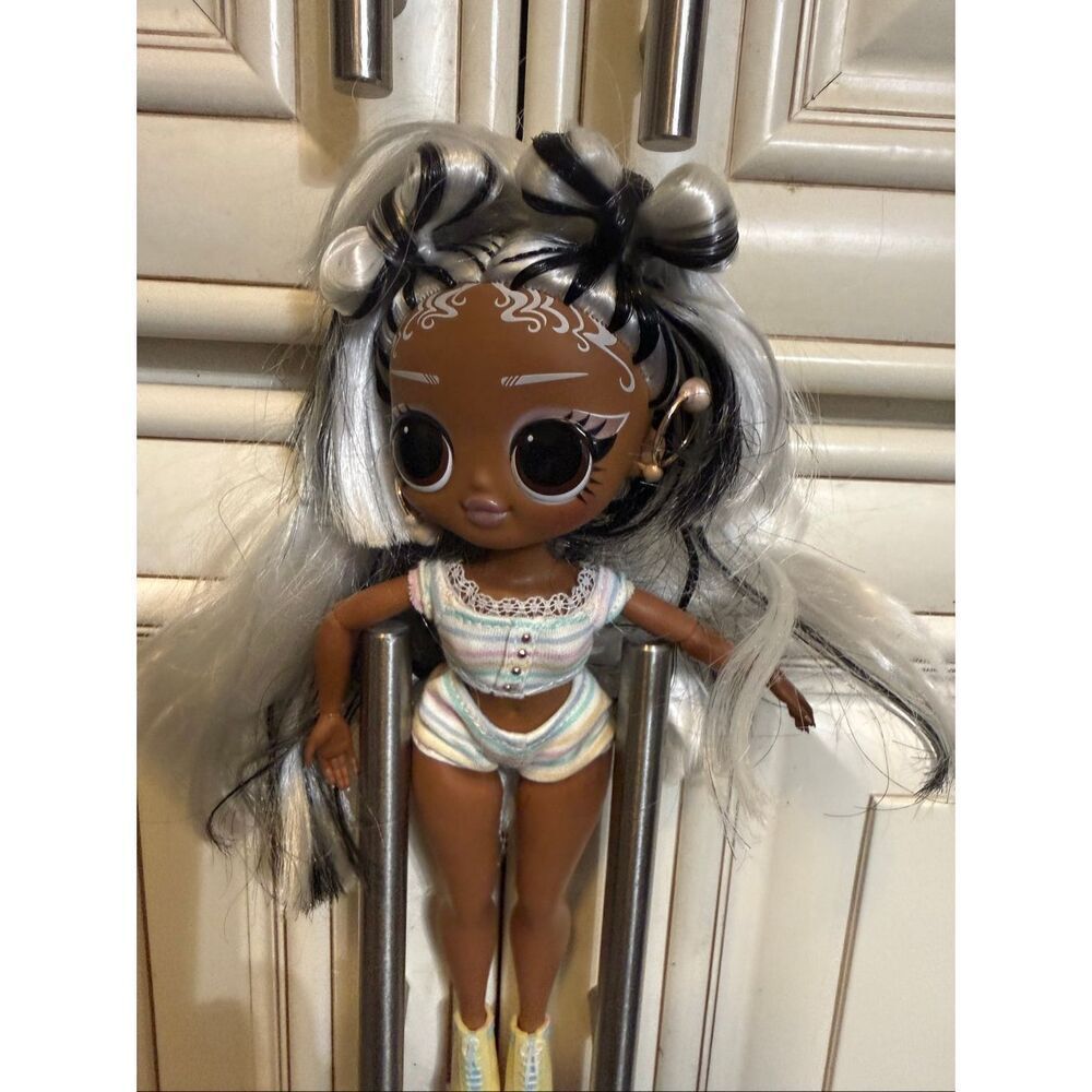 LOL Surprise OMG Color Changing Hair Sunshine Makeover Switches Fashion Doll 9”